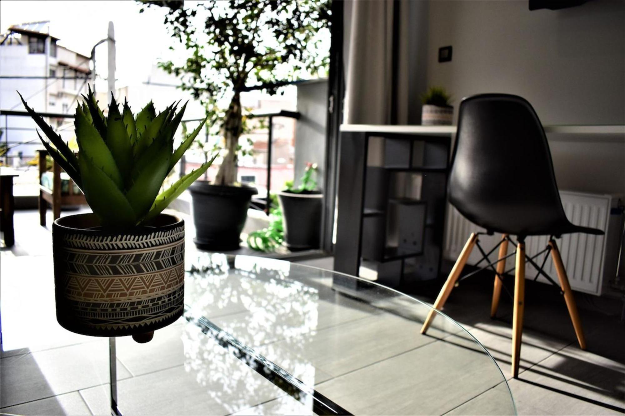 Stylish Boutique Loft With Private Balcony Lejlighed Athen Eksteriør billede