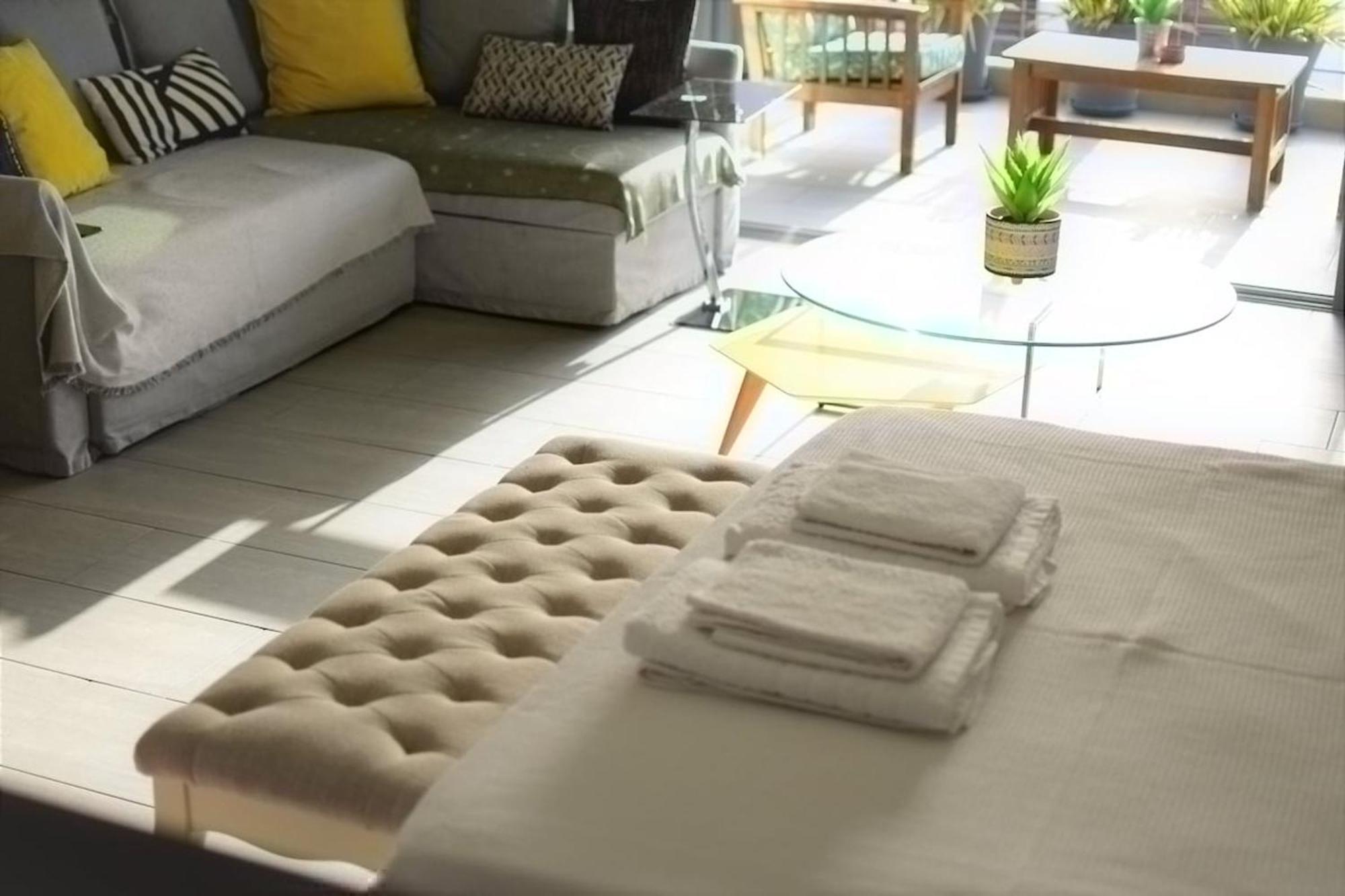 Stylish Boutique Loft With Private Balcony Lejlighed Athen Eksteriør billede